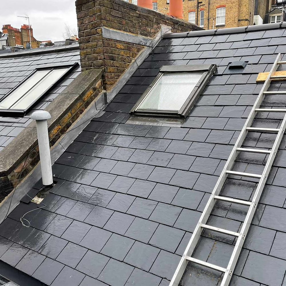 Residential roofing project